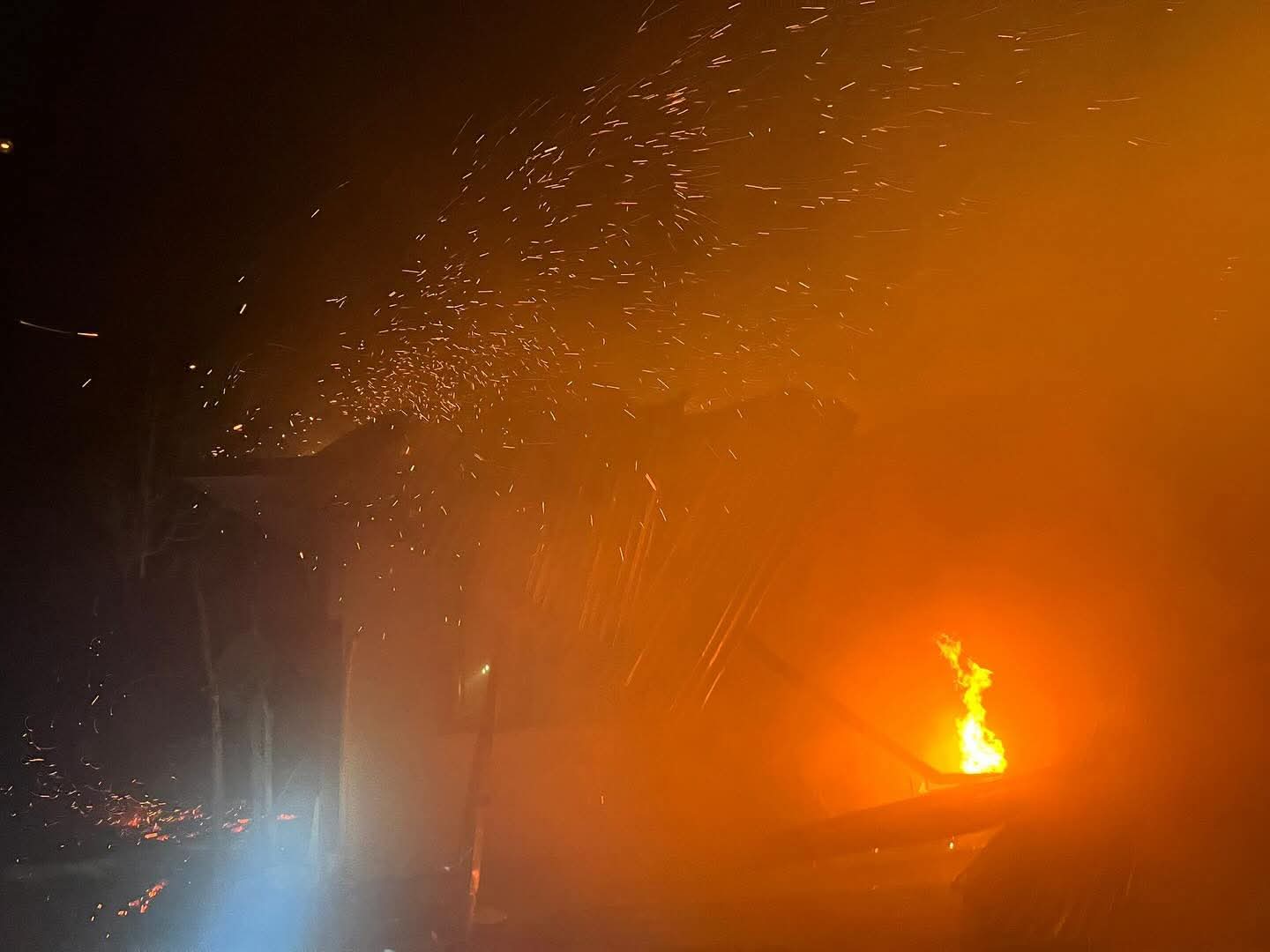 Whatsapp Image 2025 11 29 At 23.37.23