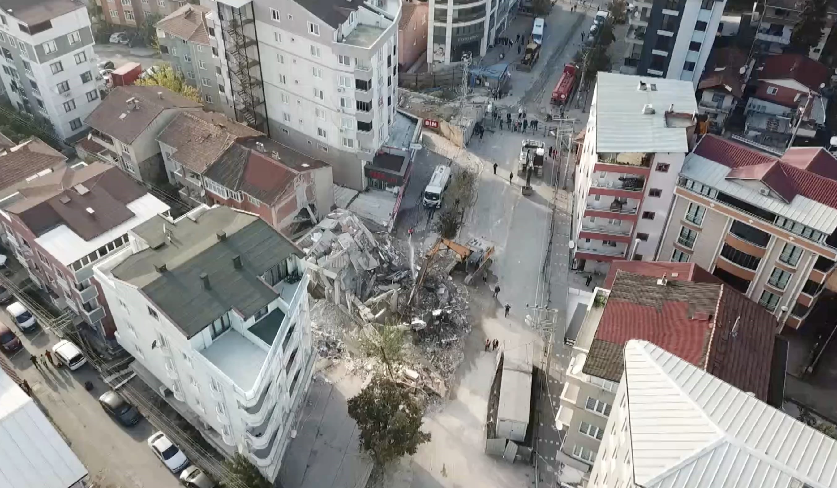 Yıkımın Nedeni Araştırılıyor (4)