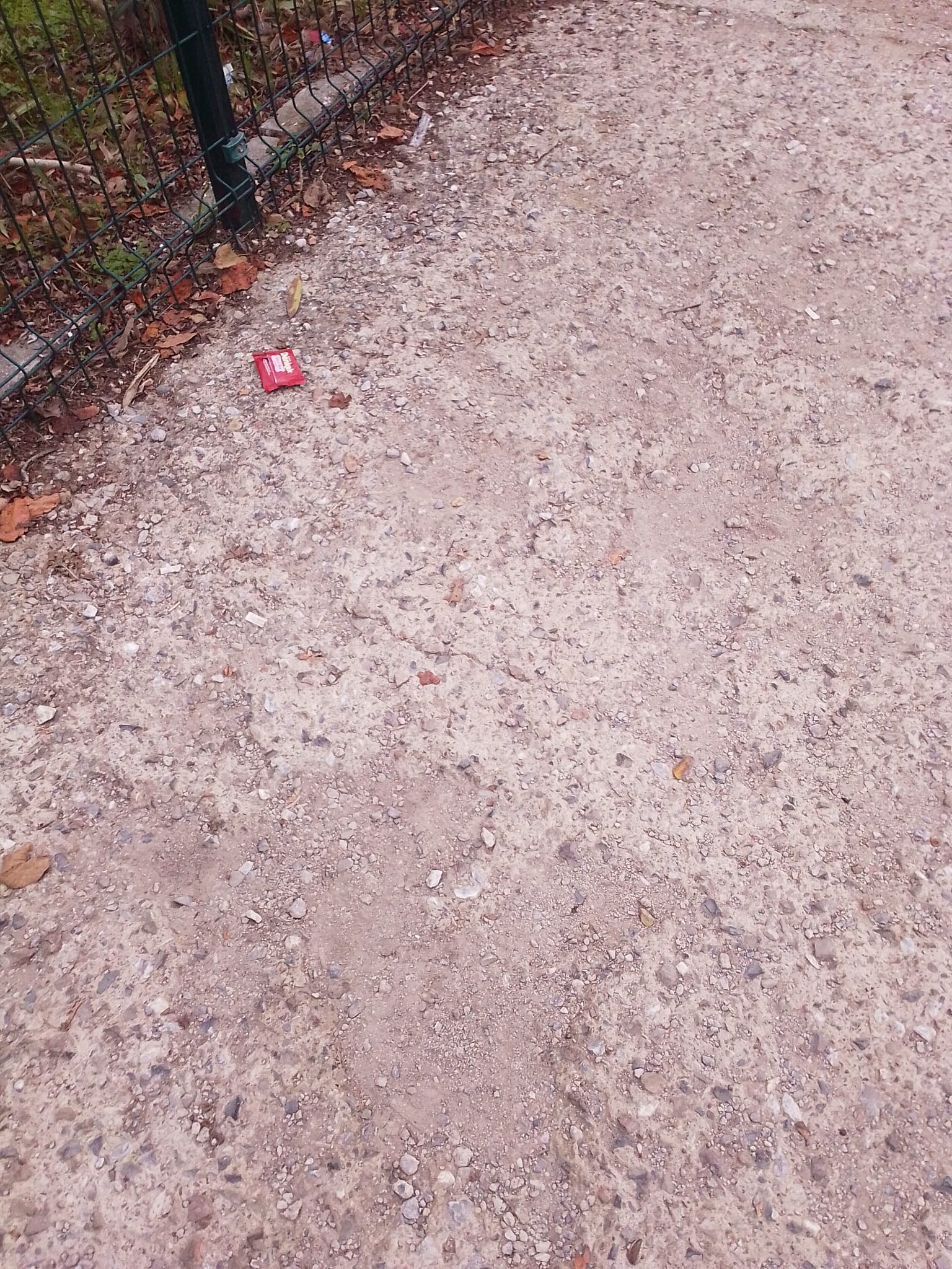 Yuvam Turgut Konutlarında Kaldırım Çökmesi Vatandaşı İsyan Ettirdi 4