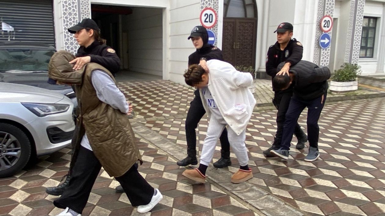 Zeynep Si̇lmeyi̇n Dokunmayin (720 X 405 Piksel) Kopyası 2025 11 11T215142.951