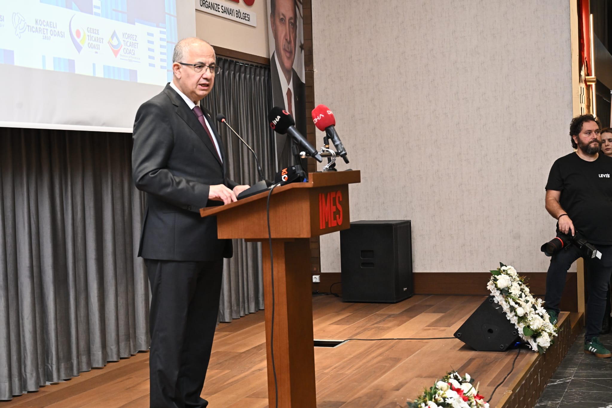 1. Ulusal İşyeri Temelli Mesleki Eğitim Çalıştayı Kocaeli'de Gerçekleştirildi3