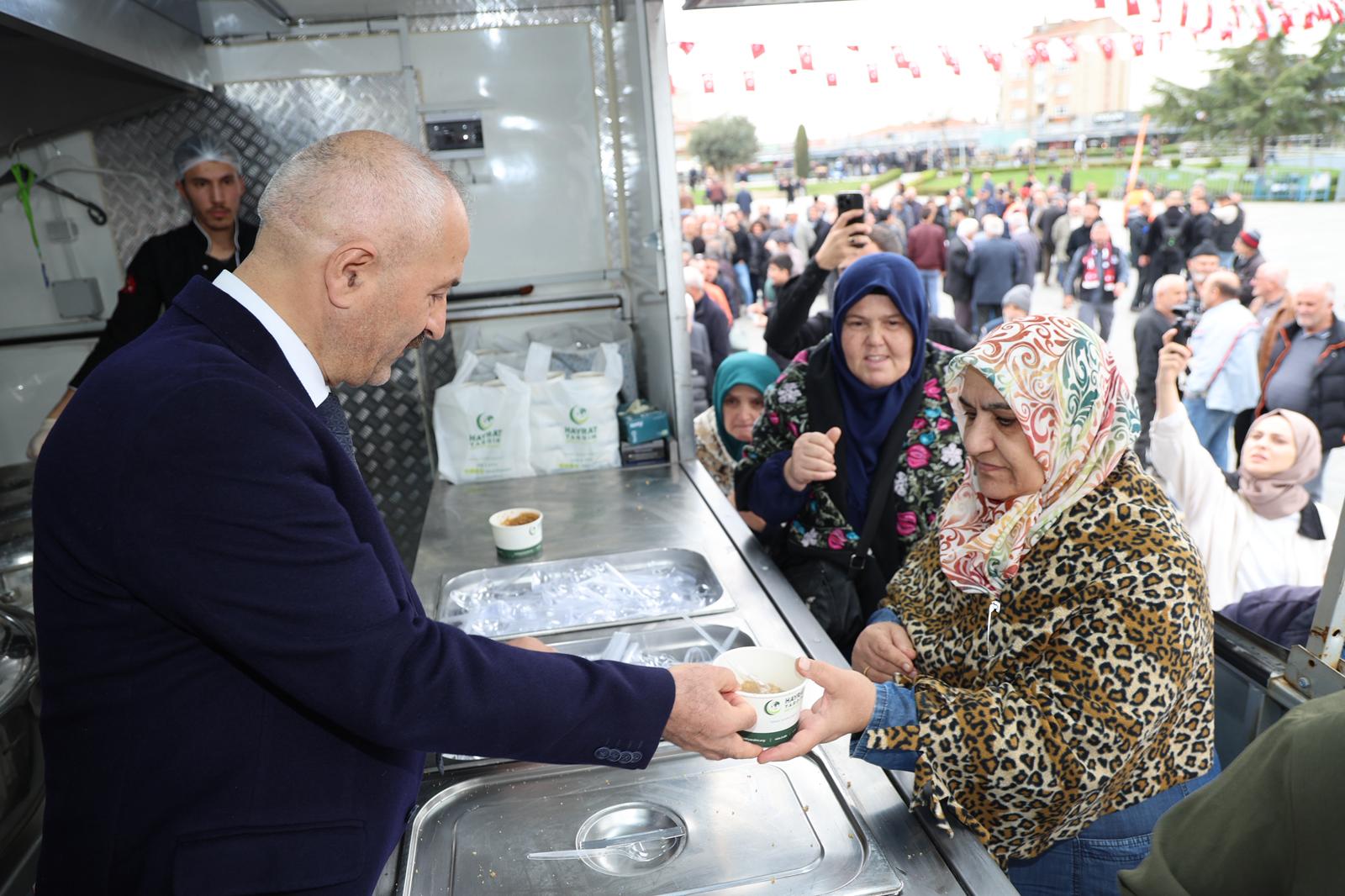 10 Tır Yardım Dualarla Yola Çıktı (3)