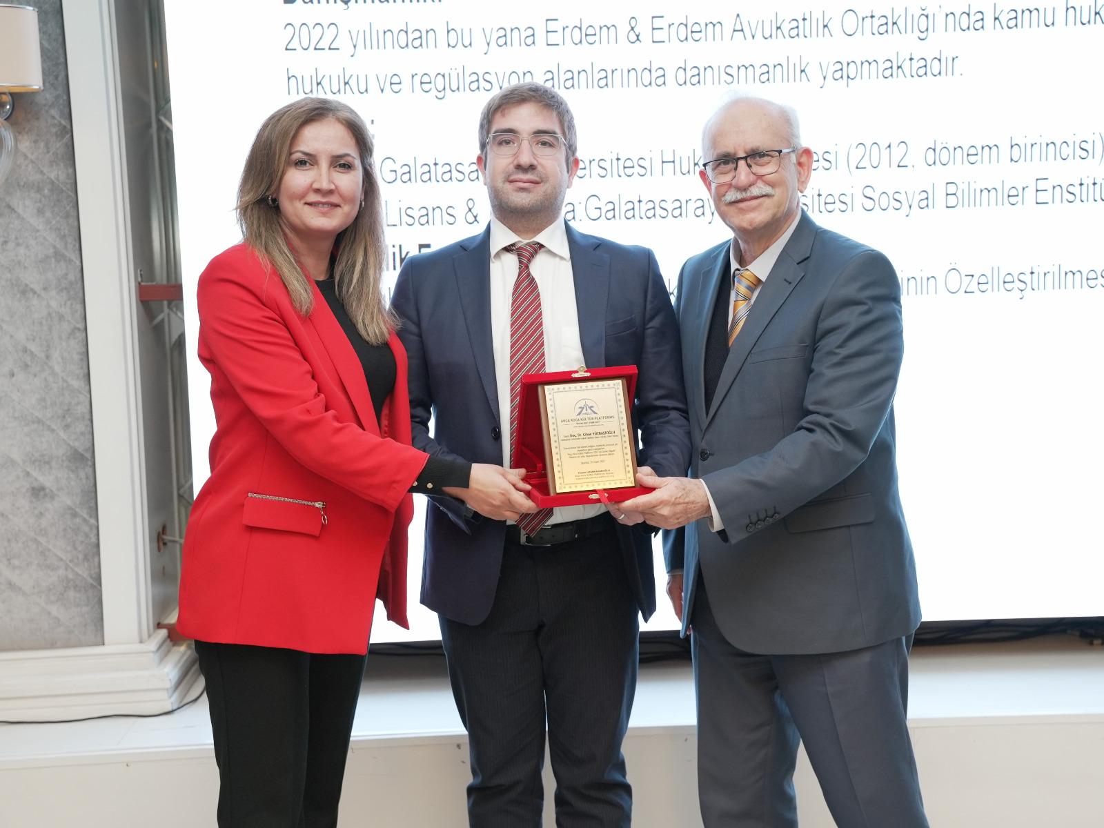 2025 İlimde Bilgelik Ödülleri Sahiplerini Buldu 4