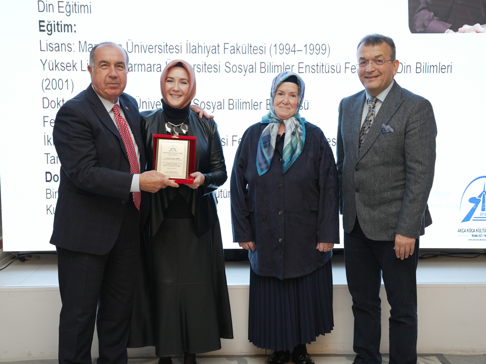 2025 İlimde Bilgelik Ödülleri Sahiplerini Buldu 5