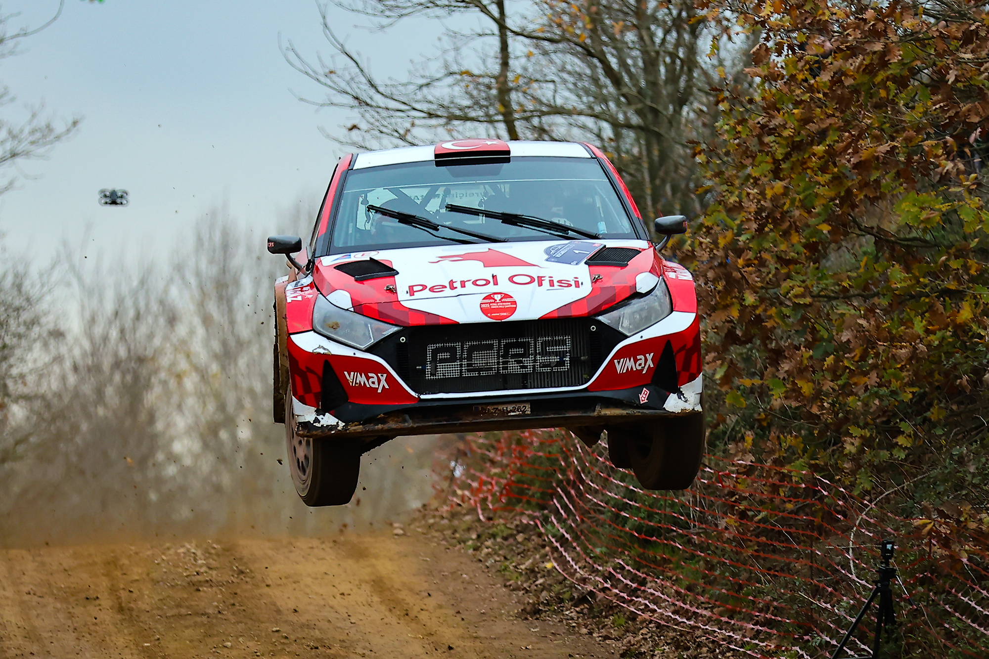 42. Kocaeli Büyükşehir Rallisi’nde Zafere Kerem Kazaz Ulaştı (1)