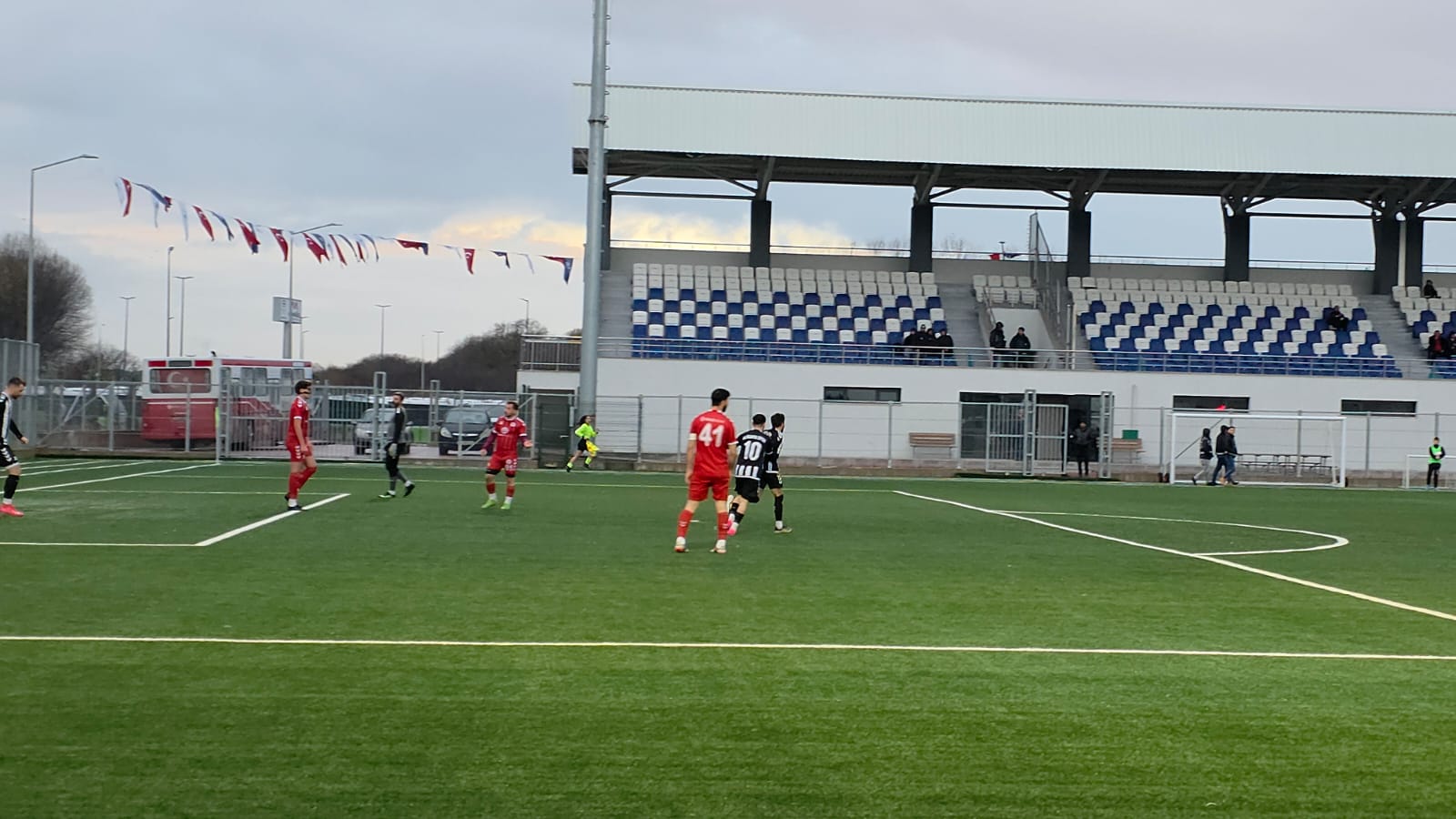 Alikahya Belediyespor Durdurulamıyor Lider Yoluna Dolu Dizgin Devam Ediyor! (7 1) (10)