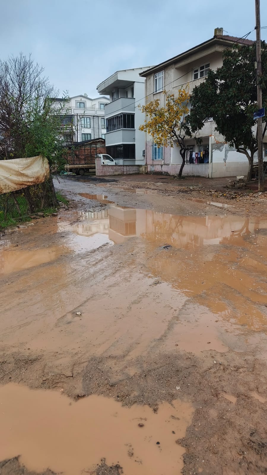 Alikahya Fatih Mahallesi'nde Tramvay Çalışması Çileye Döndü 5