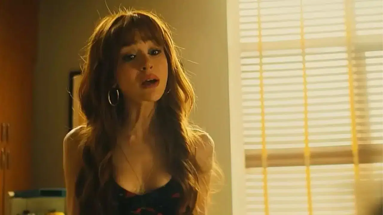 Asena Keskinci’nin Başrolünde Yer Aldığı Jasmine Dizisi, Karanlık Hikayesiyle Izleyicilerin Dikkatini Çekti. Peki Jasmine Dizisi Nerede Yayınlanıyor 1. Sezon 1. Bölüm Nasıl Izlenir İşte Detaylar… (2)