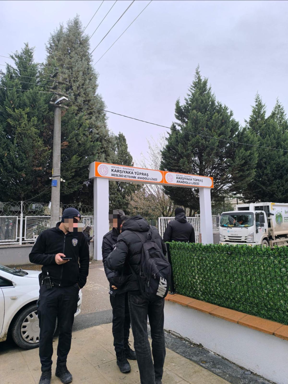 Başiskele’de 10 Okul Ve Çevresi Kontrol Edildi