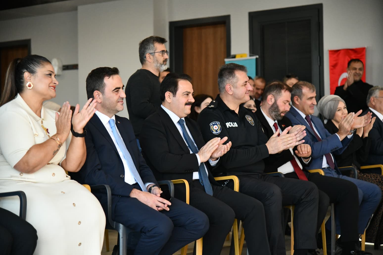 Başiskele’de Engelsiz Taksi Hizmeti Başlıyor (2)