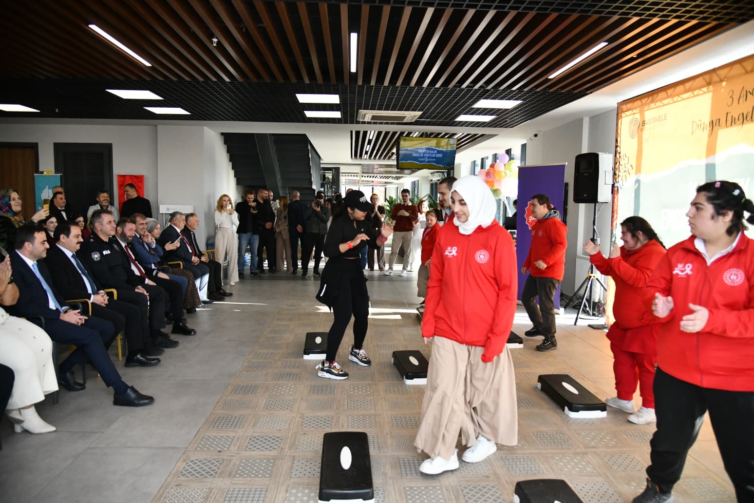 Başiskele’de Engelsiz Taksi Hizmeti Başlıyor (5)