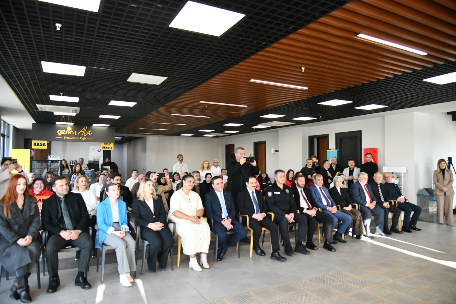 Başiskele’de Engelsiz Taksi Hizmeti Başlıyor (6)