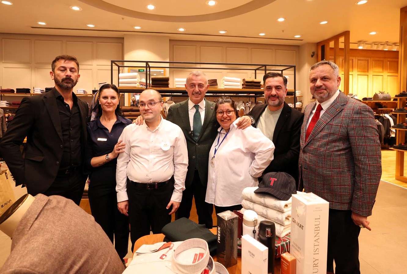 Başkan Büyükakın'dan Gonca'nın Gençlerine Tam Not (4)