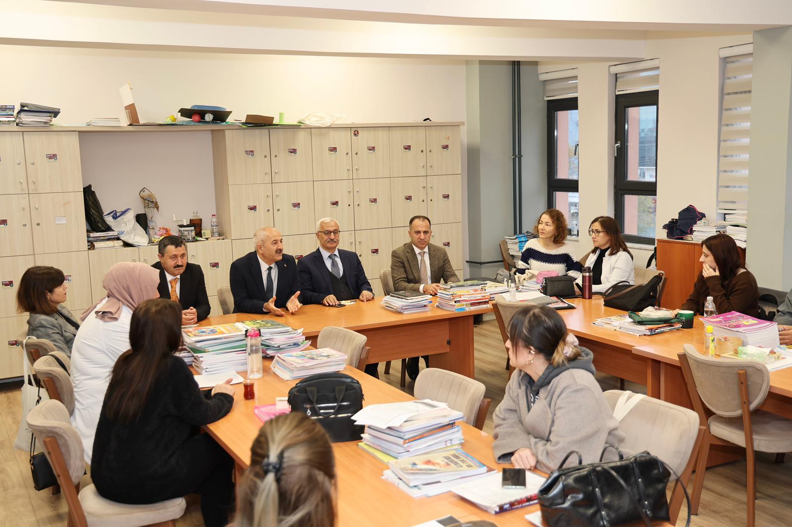 Başkan Büyükgöz Ve Kaymakam Özyiğit’ten Okul Ziyareti 4