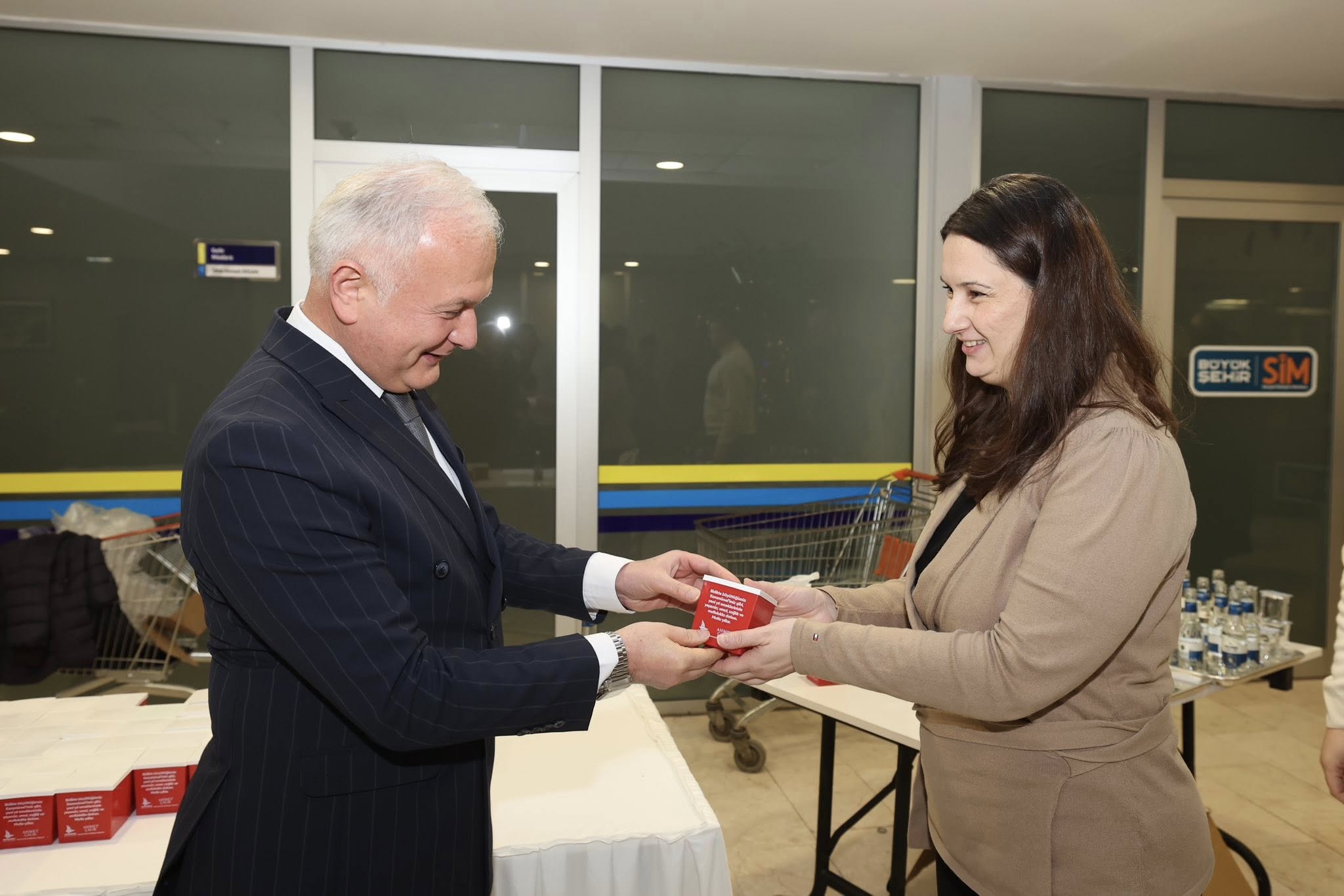 Başkan Çalık “Umut Tohumu” Hediyesiyle Çalışanlarını Kutladı 2