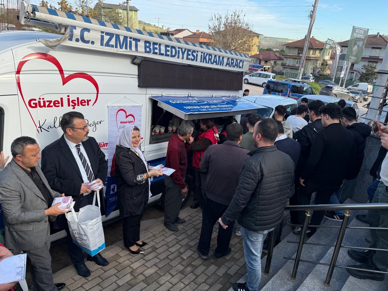 Başkan Hürriyet, Tepeköy Kemer Camii’nde Cemaatle Bir Araya Geldi (1)