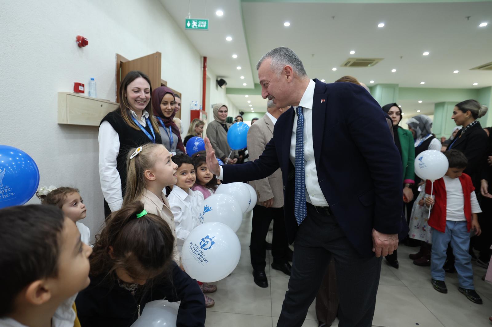 Büyükakın, İlham Veren Kadınlarla Buluştu “Kadın Mutlu Olursa Toplum Da Mutlu Olur” (1)