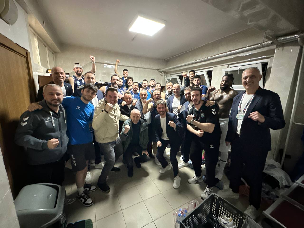 Çayırova Belediyesi, Derbide Kağıtspor’u Uzatmada Devirdi6