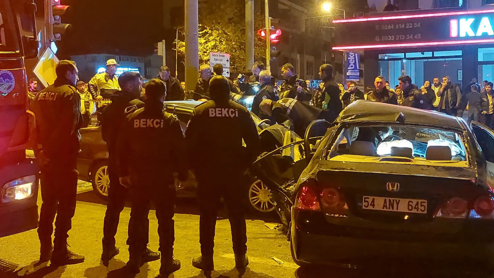 D 100'De Feci Kaza! 06