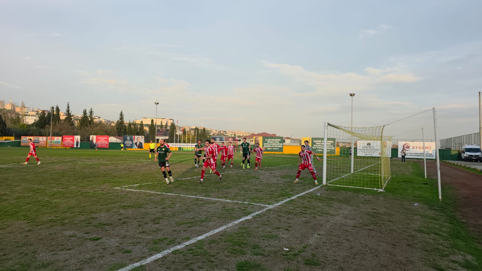 Darıca Gençlerbirliği 1934’Ün Sahası Alarm Veriyor “Patates Tarlasına Döndü” 3