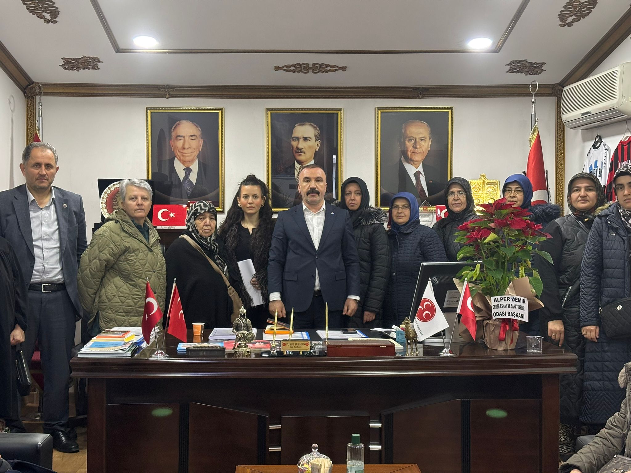 Demirciler Köyü Kadınlarından Mhp Dilovası’na Anlamlı Ziyaret 2