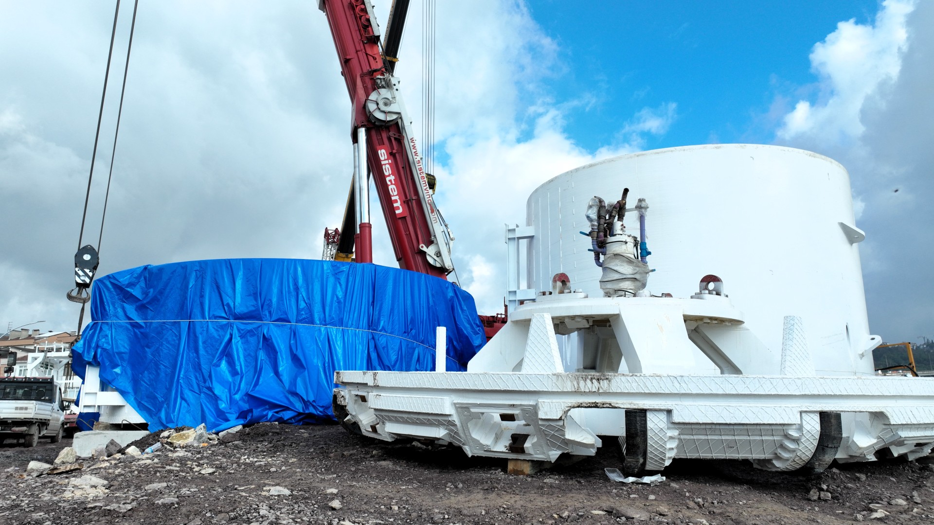 Derince'de Iki Tbm Kuruluma Hazırlanıyor (3)