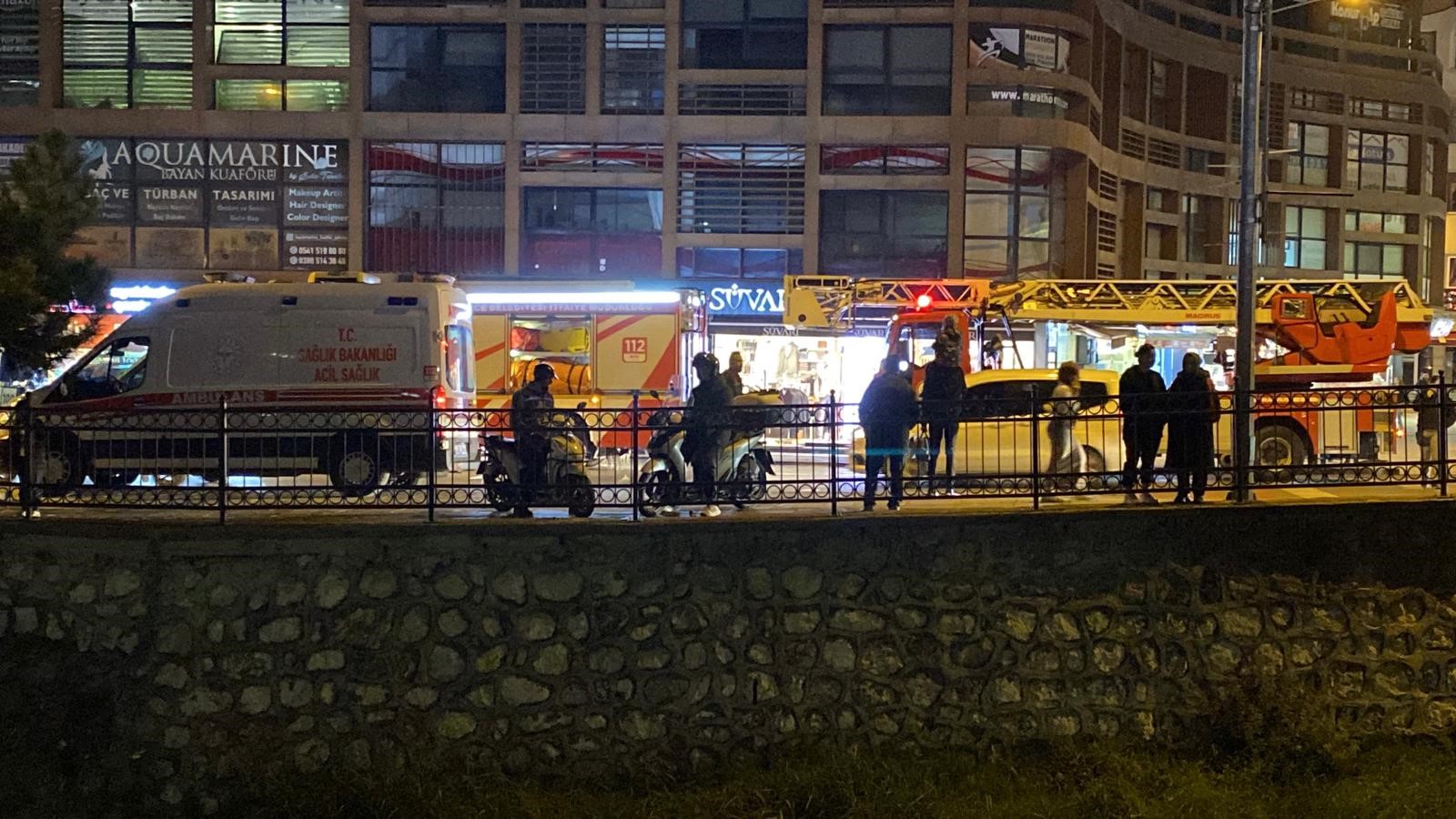 Düzce’de Köprüye Çıkan Genç Kadın Son Anda Kurtarıldı (5)