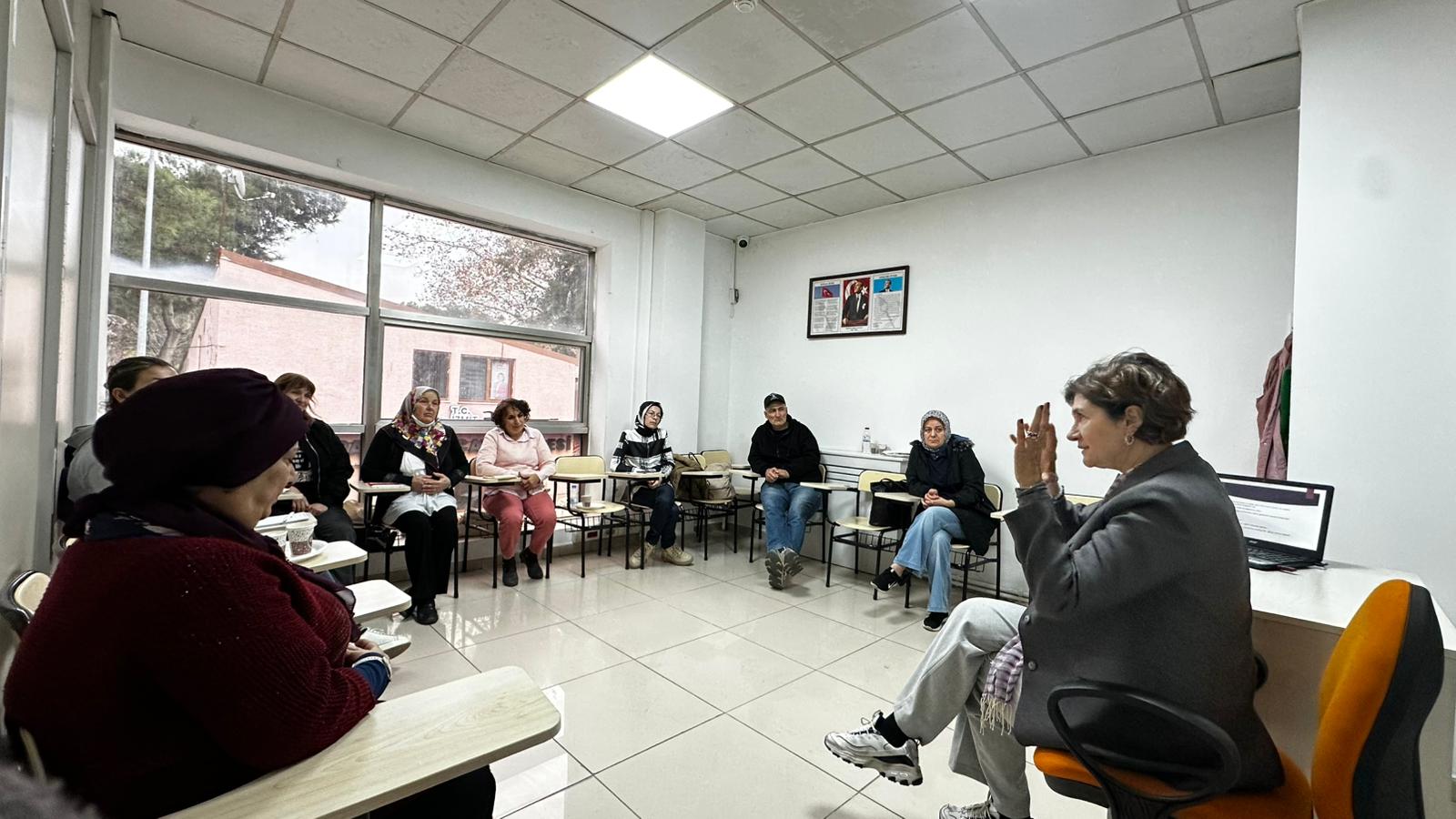 Engelsiz Ebeveyn Akademisi'nde Bakim Sorumlulugunun Adil Paylasimi Ele Alindi (4)