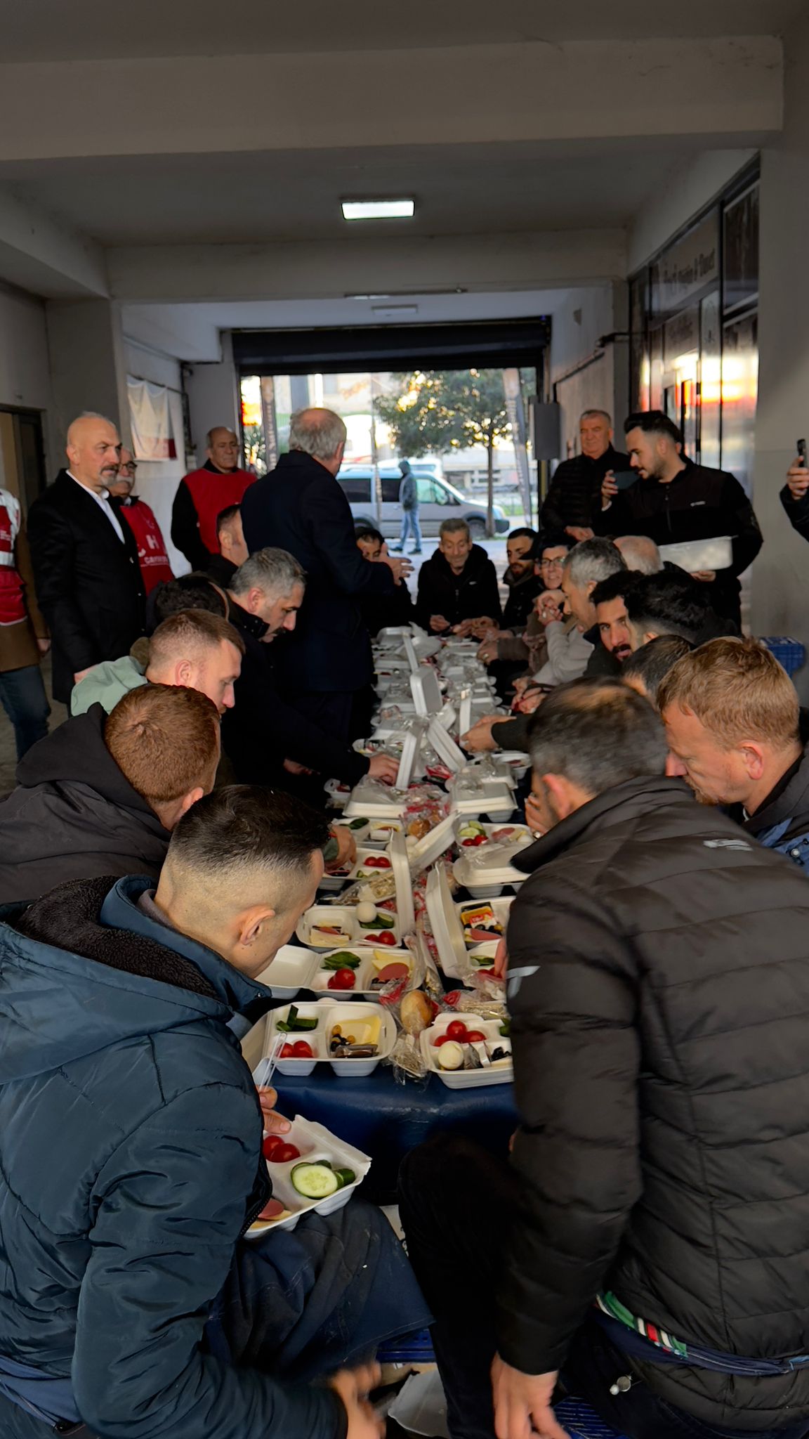 Esnaf, Sanayici Ve Yurttaşlarla Yoğun Temas (1)-1