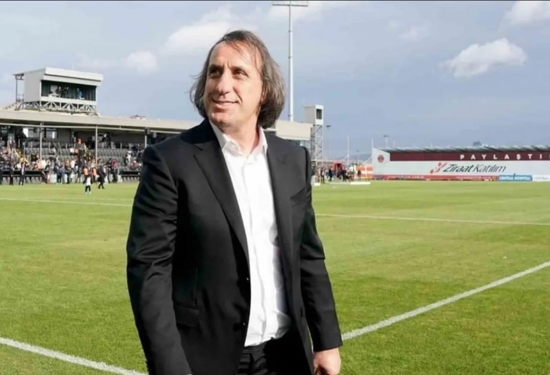 Eyüpspor’da Yaprak Dökümü Sürüyor! 3