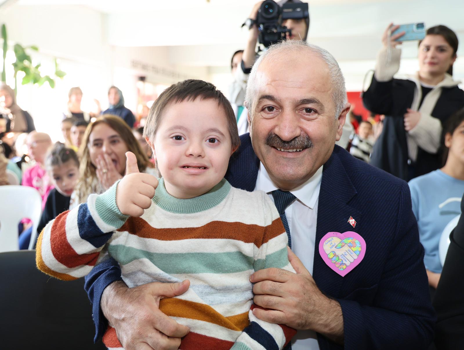 Gebze’de 3 Aralık Coşkusu! Özel Çocuklardan Alkış Yağmuru (4)