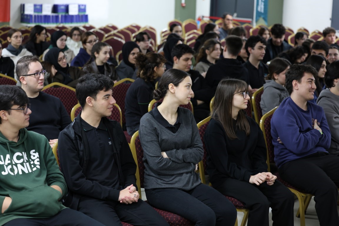 Gençlik Seninle Var (1)