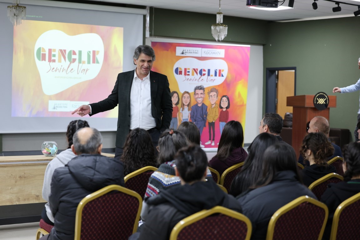 Gençlik Seninle Var (2)