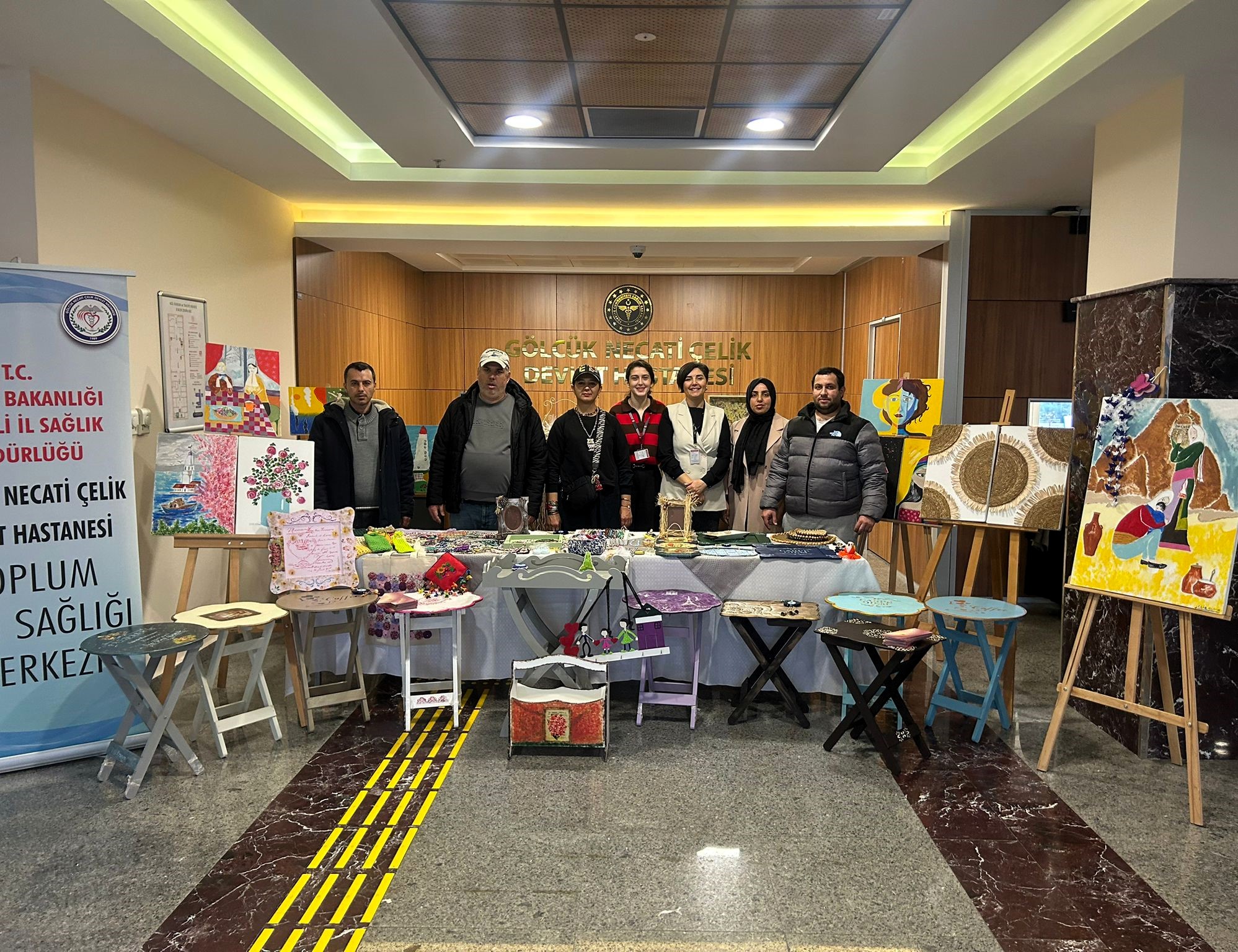 Gölcük Necati Çelik Devlet Hastanesi’nde Sanat Dolu Etkinlik 1