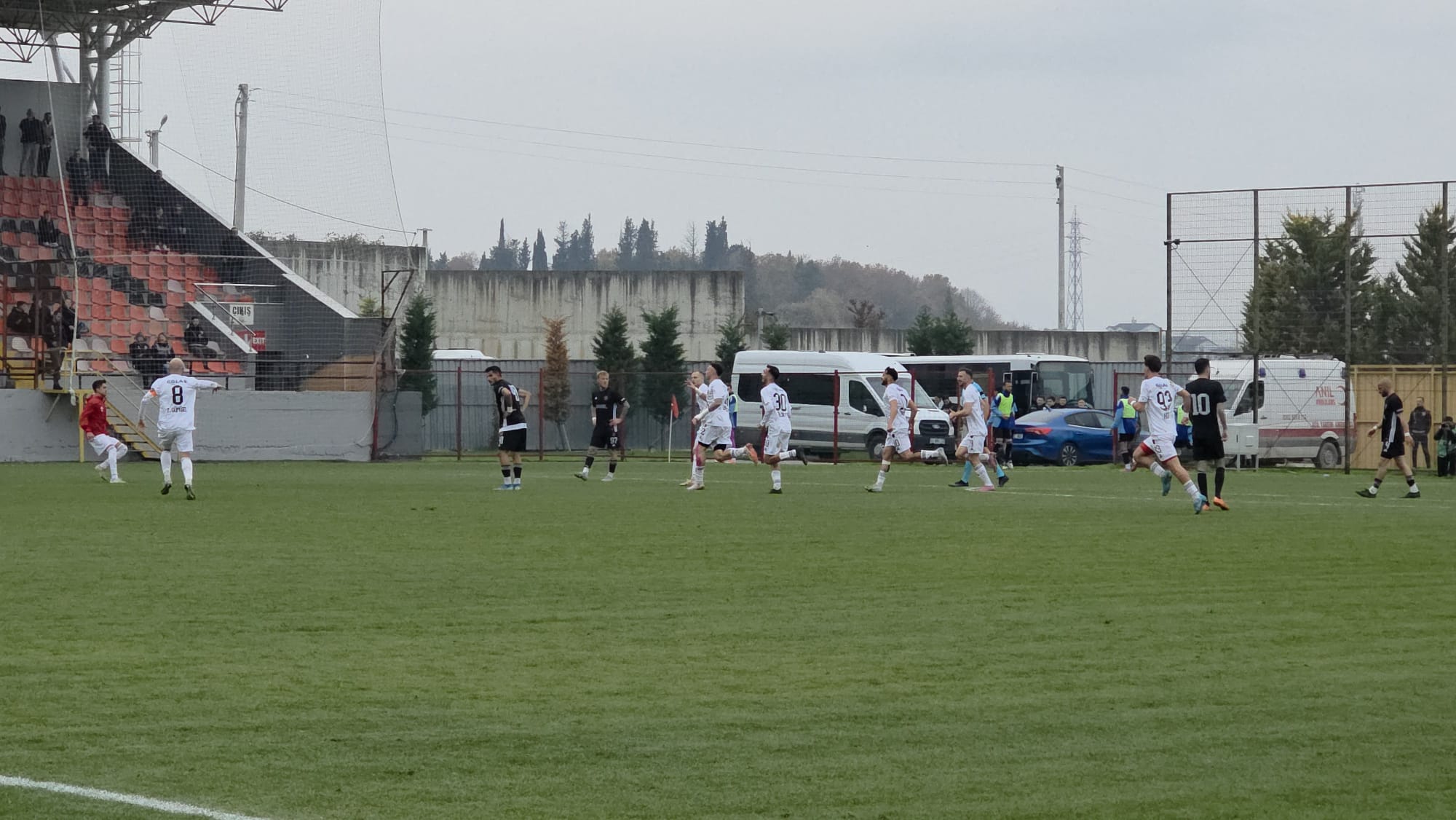 Gölcükspor Zorlu Maçı Tek Golle Geçti (16)