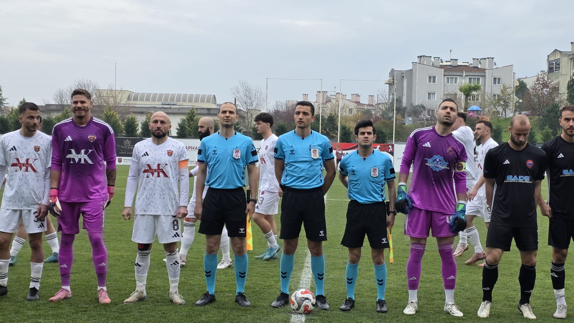 Gölcükspor Zorlu Maçı Tek Golle Geçti (2)