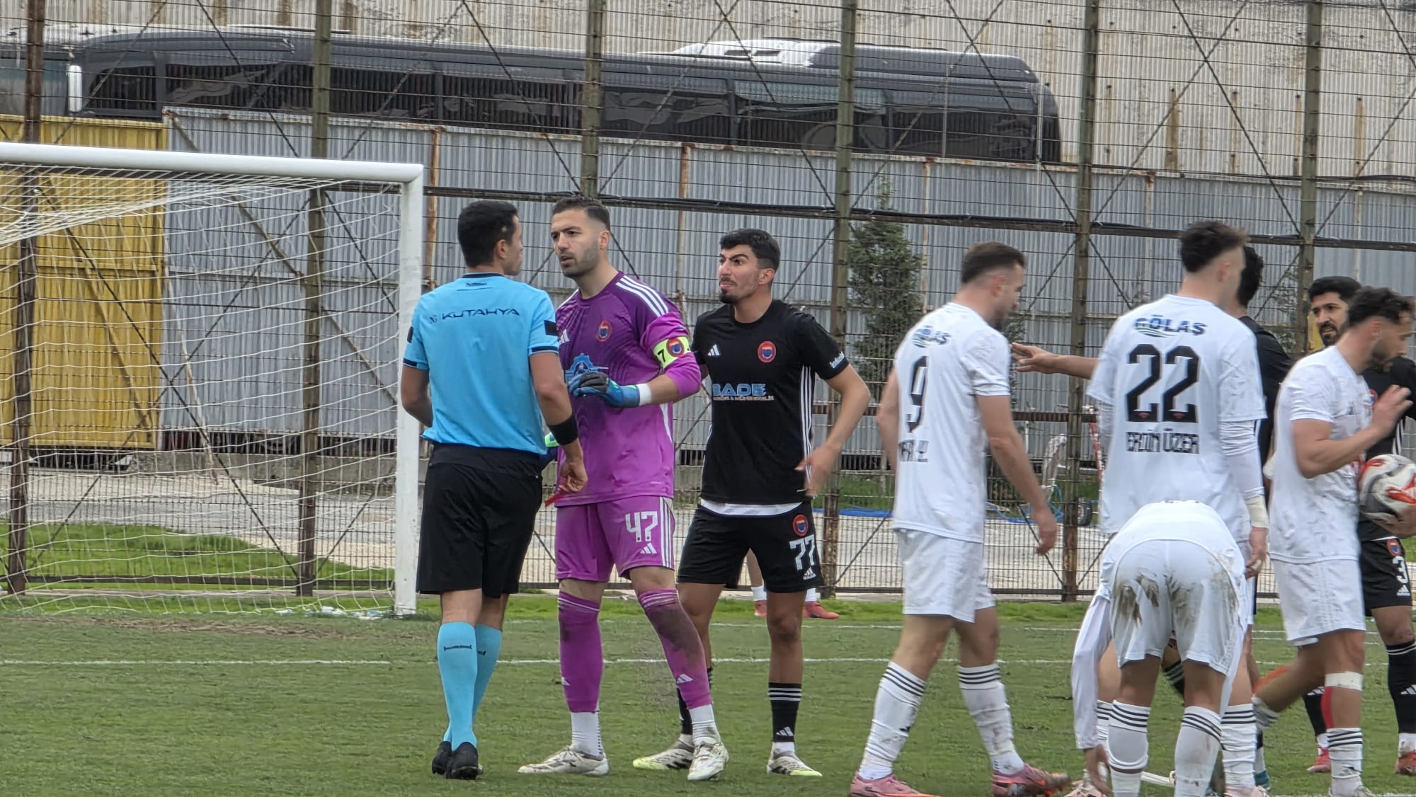 Gölcükspor Zorlu Maçı Tek Golle Geçti (22)