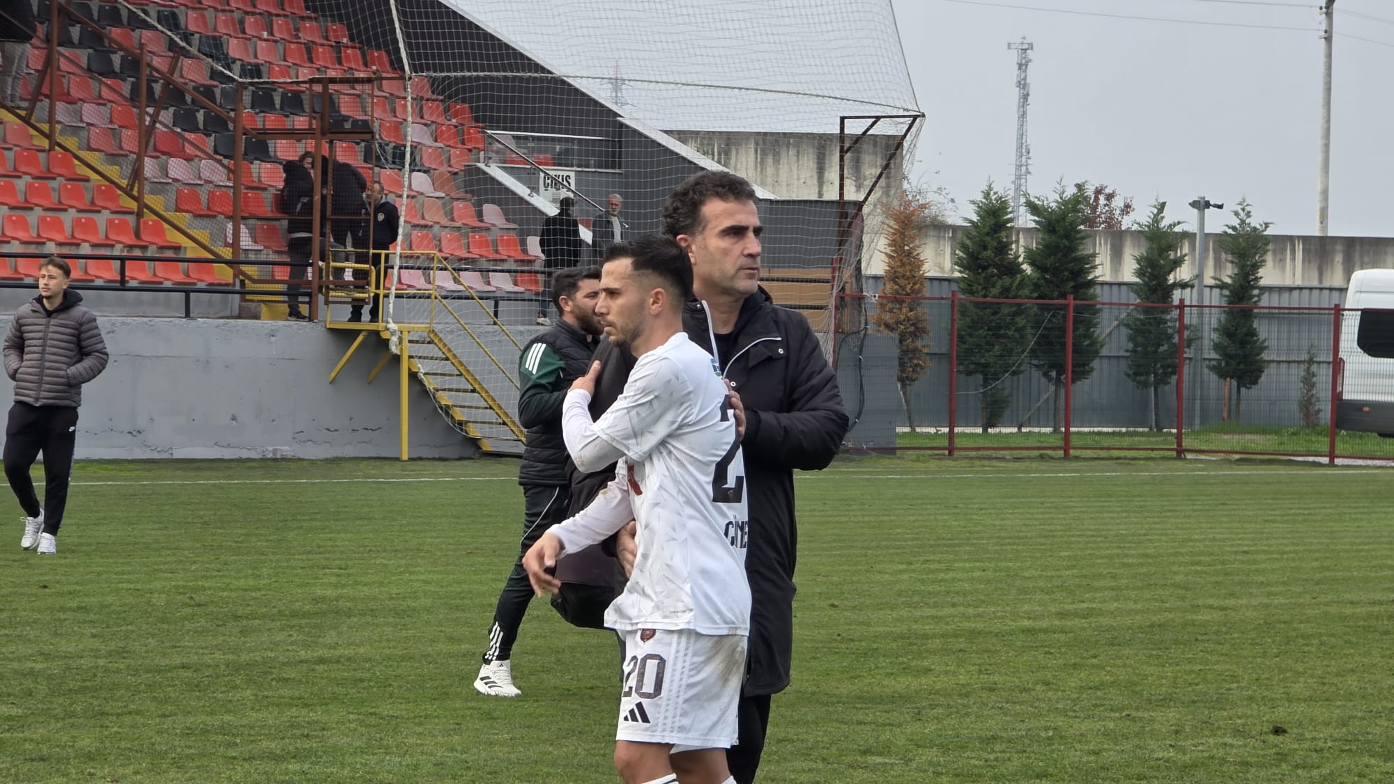 Gölcükspor Zorlu Maçı Tek Golle Geçti (23)