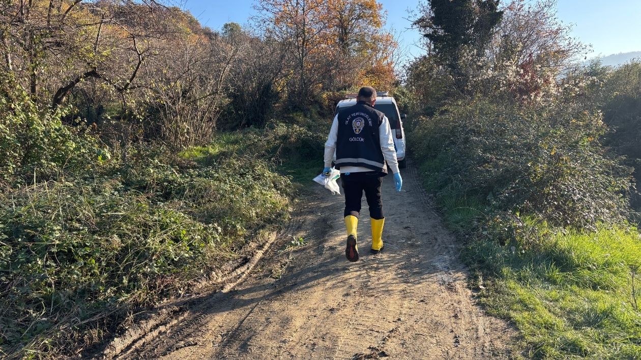Gölcük’te Kayıp Genç Çalılık Alanda Ölü Bulundu (1)