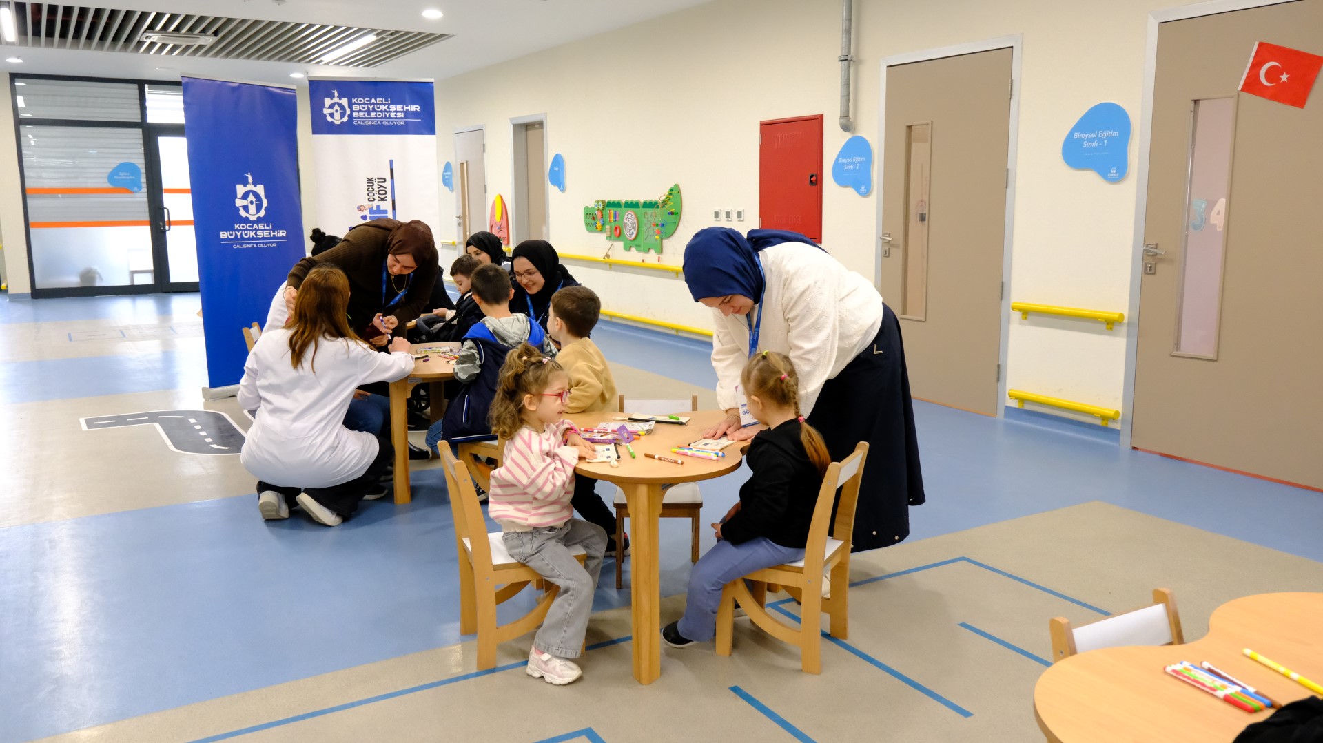 Gonca Engelsiz Yaşam Merkezi’nde Özel Çocuklara Renkli Atölye (1)