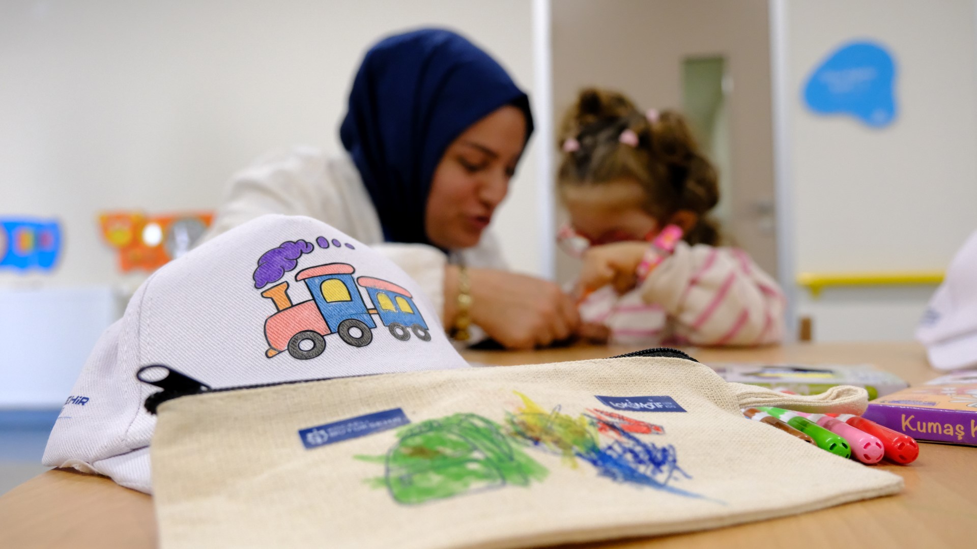 Gonca Engelsiz Yaşam Merkezi’nde Özel Çocuklara Renkli Atölye (7)