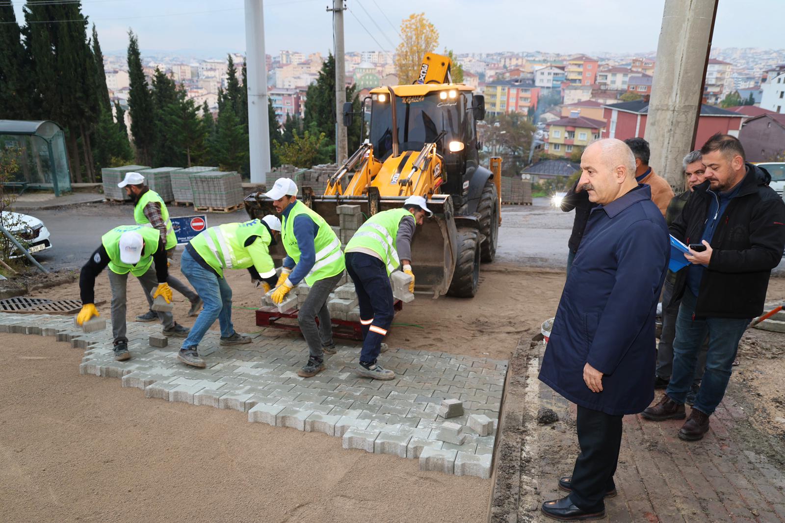 Isu Tarafından Tamamlanan Altyapı Yatırımlarının Ardından Gebze Belediyesi Ekipleri, Adem Yavuz Mahallesi’nde Asfalt, Parke Ve Kaldırım Çalışmalarını Hızla Sürdürüyor (3)