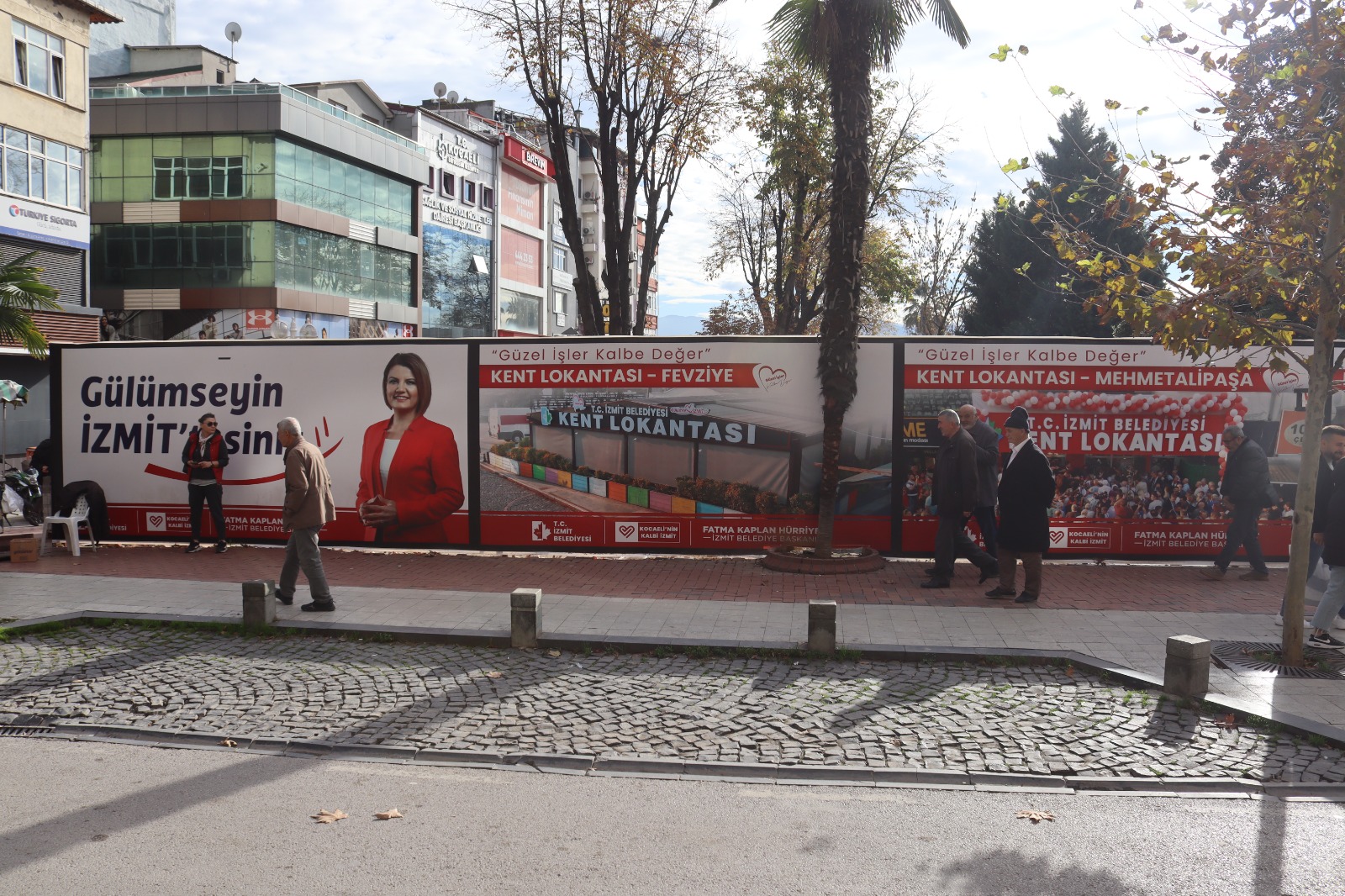 Izmit Belediyesi Fevziye Camii Park Alanini Yeniliyor (1)