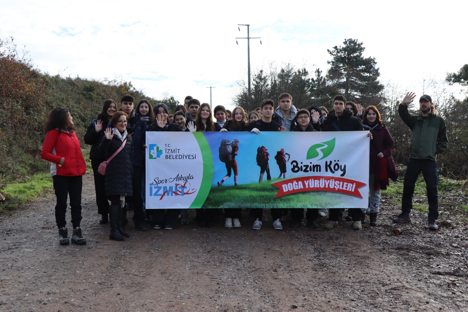 Izmit Belediyesinden Çevreye Duyarli Gençlere Destek (5)