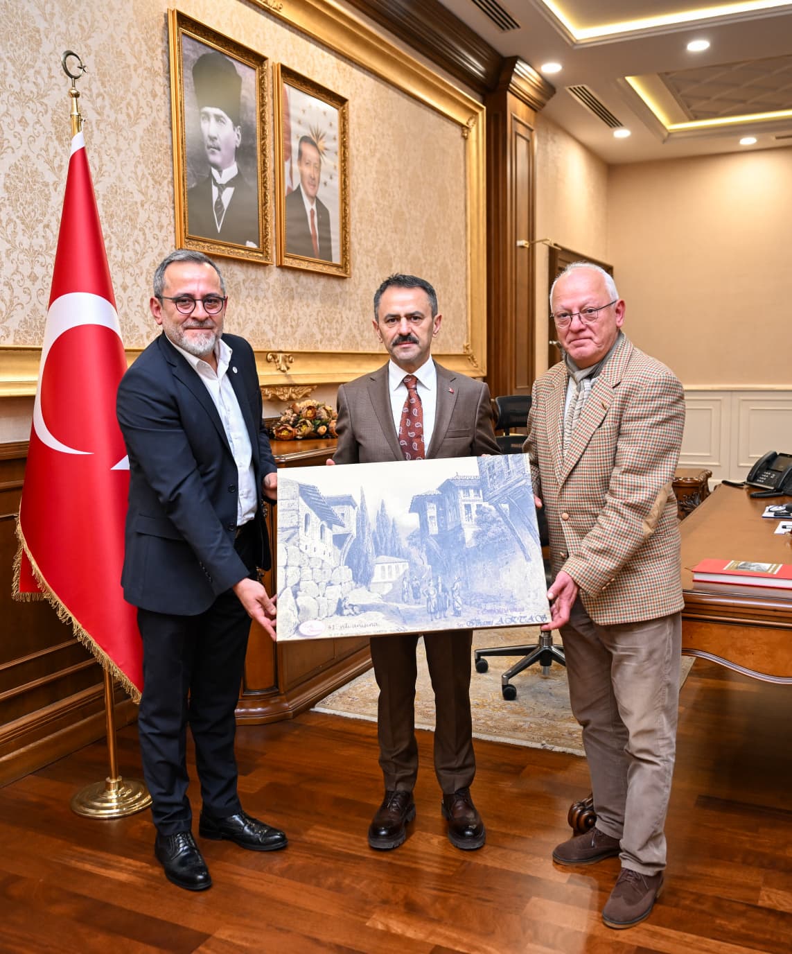 İzmit Kent Konseyi Eski Başkanı Hüseyin Erol’dan Vali Aktaş’a Nezaket Ziyareti-1