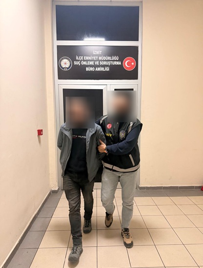 İzmit’te Dolandırıcılıktan Aranan Şüpheli Yakalandı