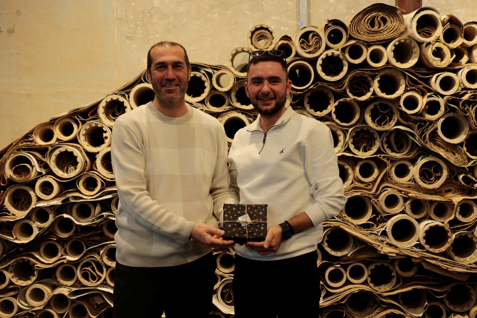 Kâğıt Uçaklar Geleceğin Hayalleri Için Havalandı (6)