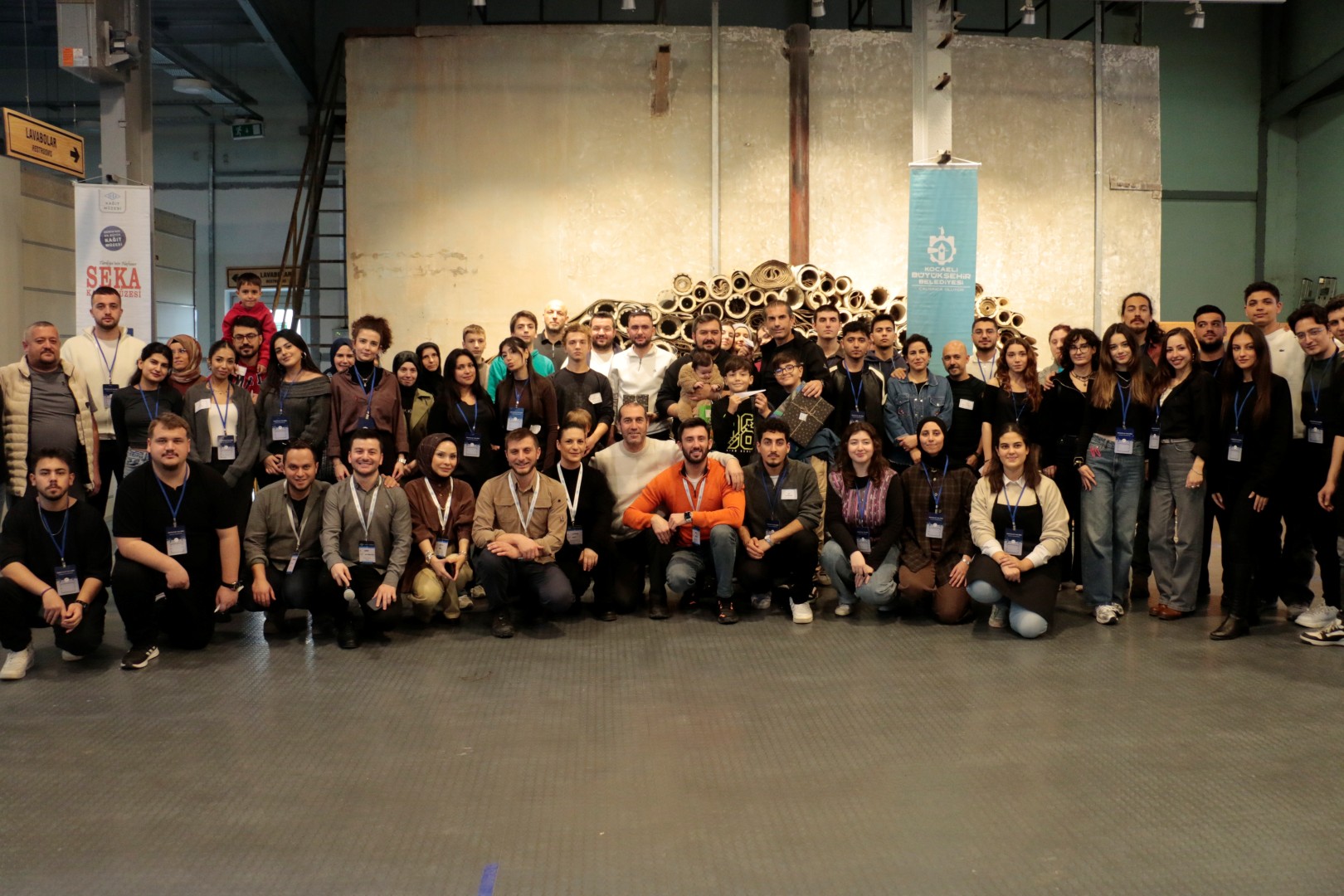 Kâğıt Uçaklar Geleceğin Hayalleri Için Havalandı (7)