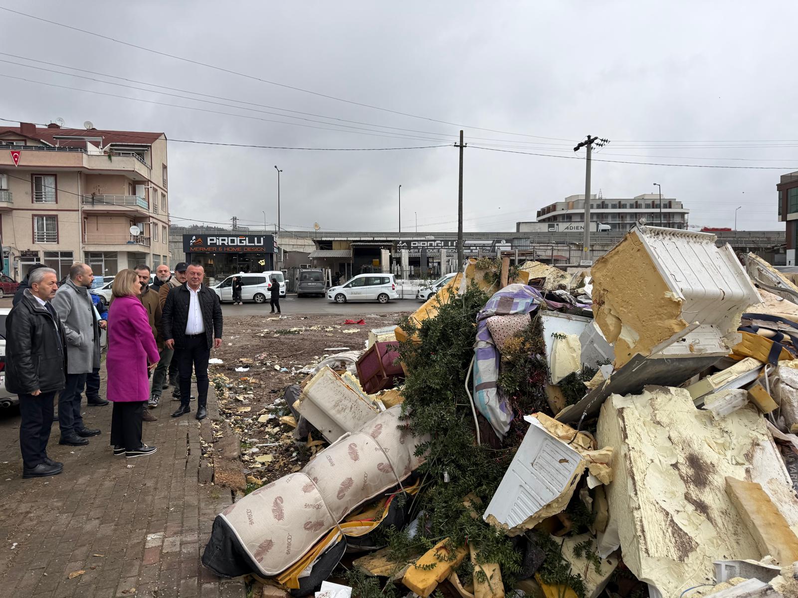 Kameralı Denetim Başladı! İzmit’te Hacimli Atıklar İçin Ceza Yağdı 5