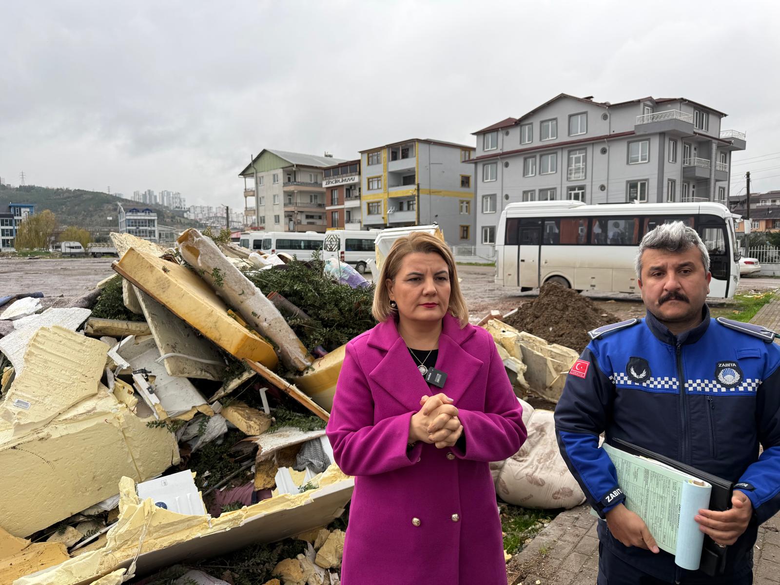 Kameralı Denetim Başladı! İzmit’te Hacimli Atıklar İçin Ceza Yağdı 6